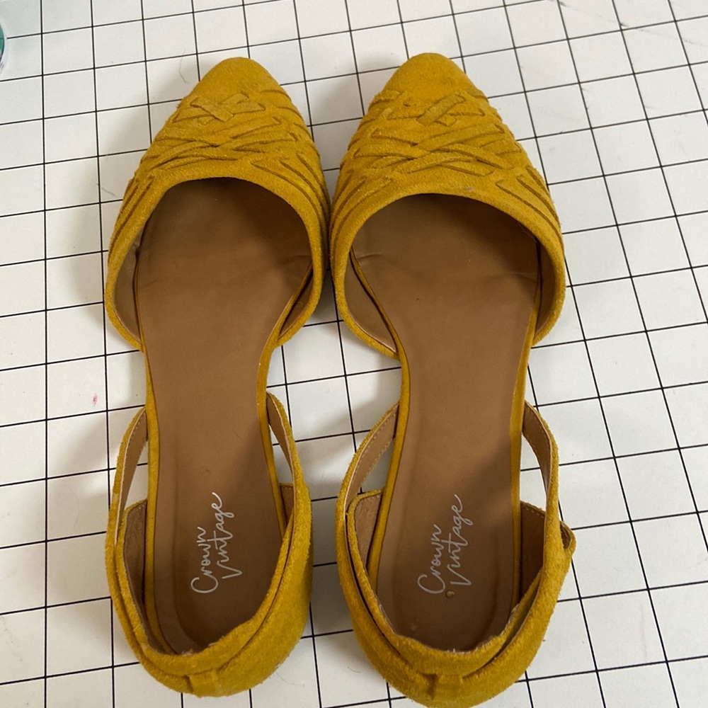 Crown Vintage suede flats, 8.5